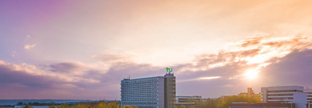 Der Campus Nord bei Sonnenuntergang